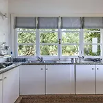 Iris - Beautiful Terrace And Garden Overlooking The Sea Villa